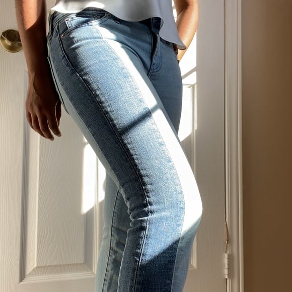 GAP Two-toned Distressed Jeans - Picture 12 of 15